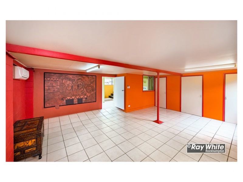 25 Macaulay Street, Kawana QLD 4701