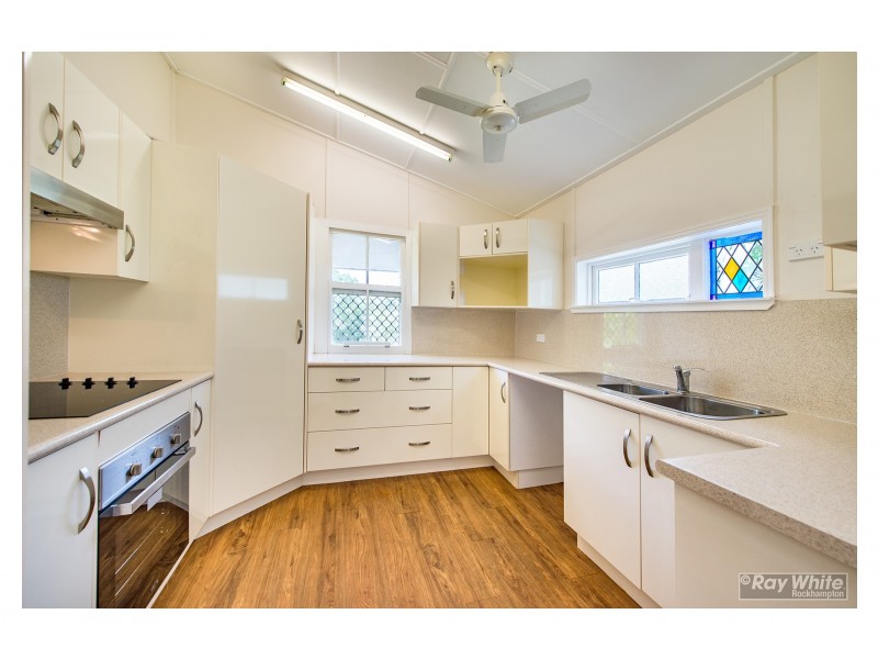 52 Wentworth Terrace, The Range QLD 4700