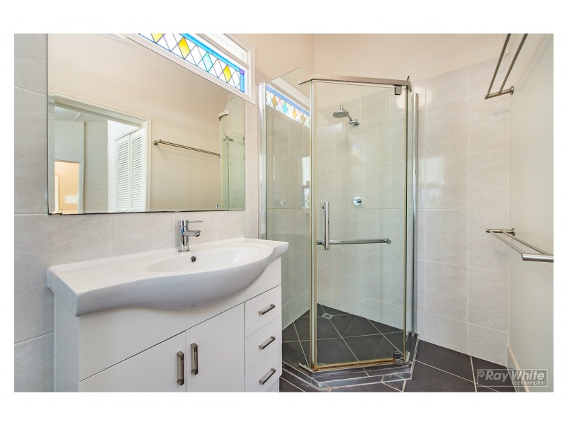 52 Wentworth Terrace, The Range QLD 4700
