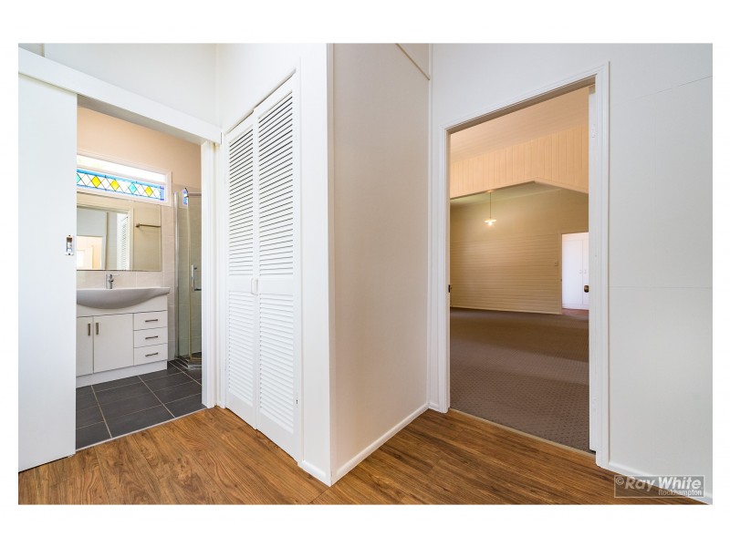 52 Wentworth Terrace, The Range QLD 4700