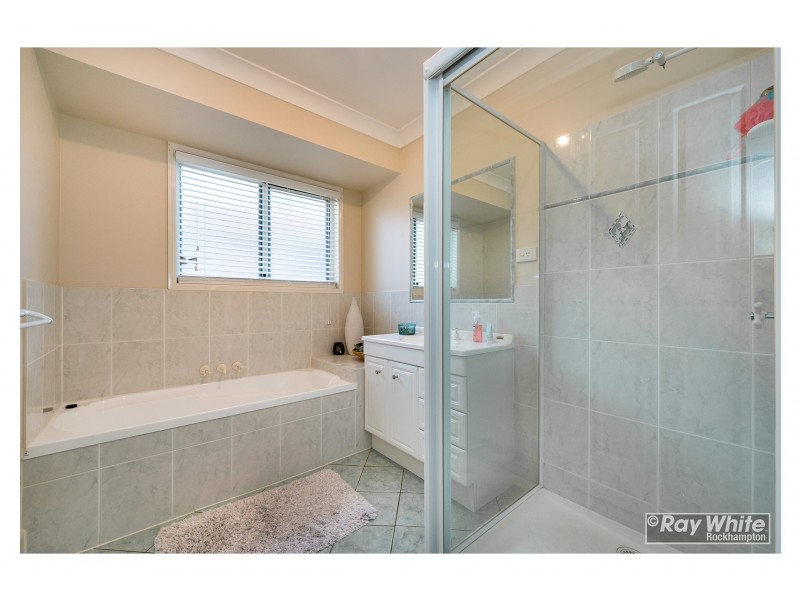 11 Archer View Terrace, Frenchville QLD 4701