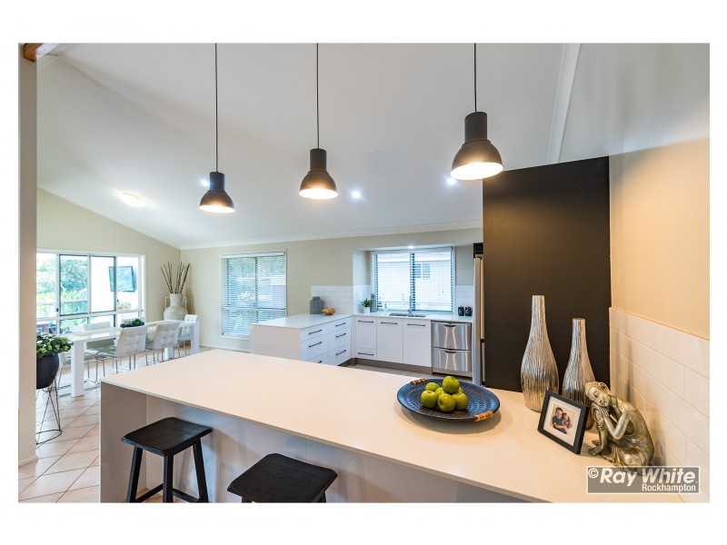 11 Archer View Terrace, Frenchville QLD 4701