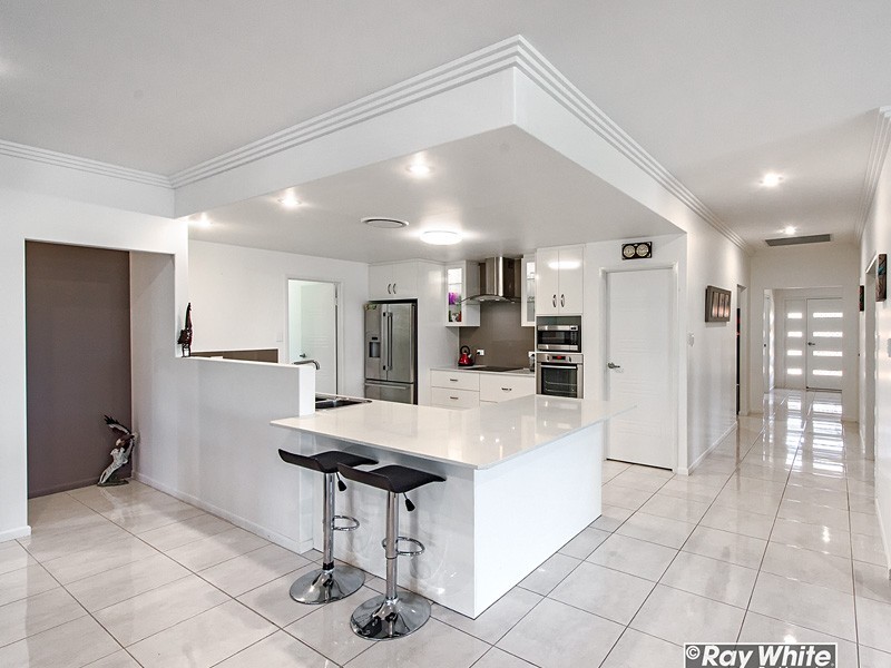 137 Constance Avenue, Rockyview QLD 4701