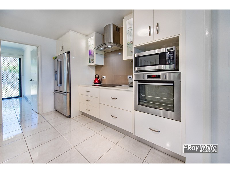 137 Constance Avenue, Rockyview QLD 4701