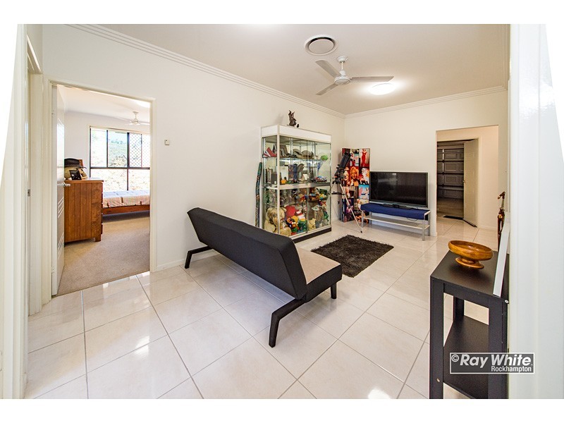 137 Constance Avenue, Rockyview QLD 4701