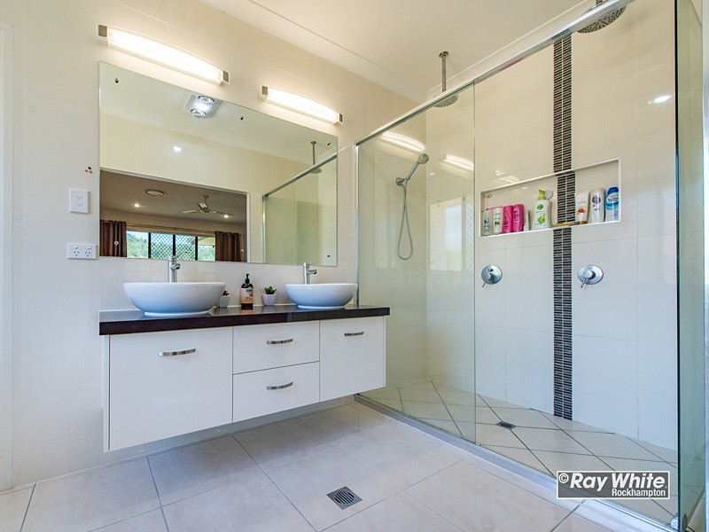 137 Constance Avenue, Rockyview QLD 4701