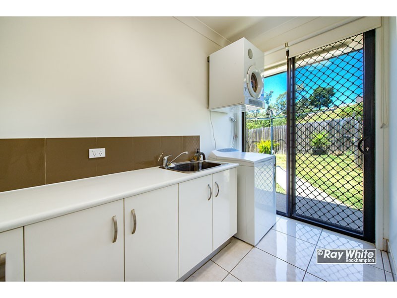 137 Constance Avenue, Rockyview QLD 4701