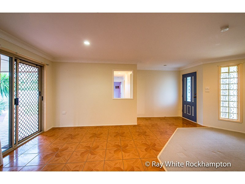 14 Bondeson Drive, Parkhurst QLD 4702