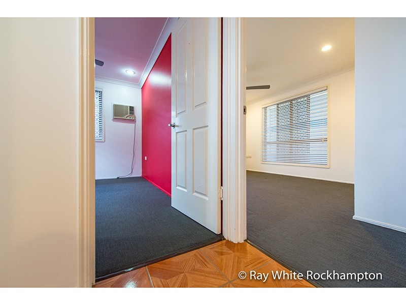 14 Bondeson Drive, Parkhurst QLD 4702