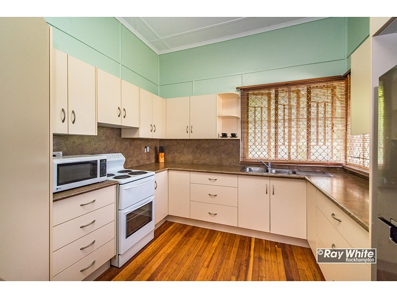 273 Mason Street, Koongal QLD 4701