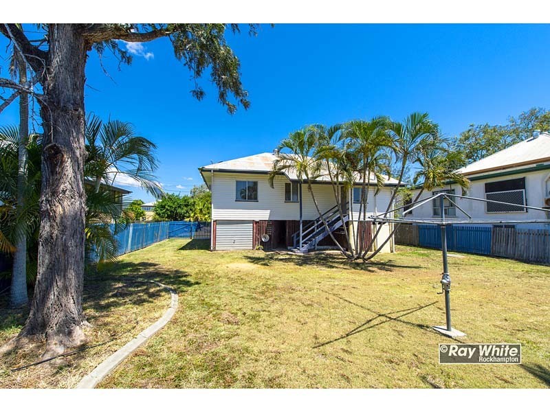 11 Alick Street, Park Avenue QLD 4701