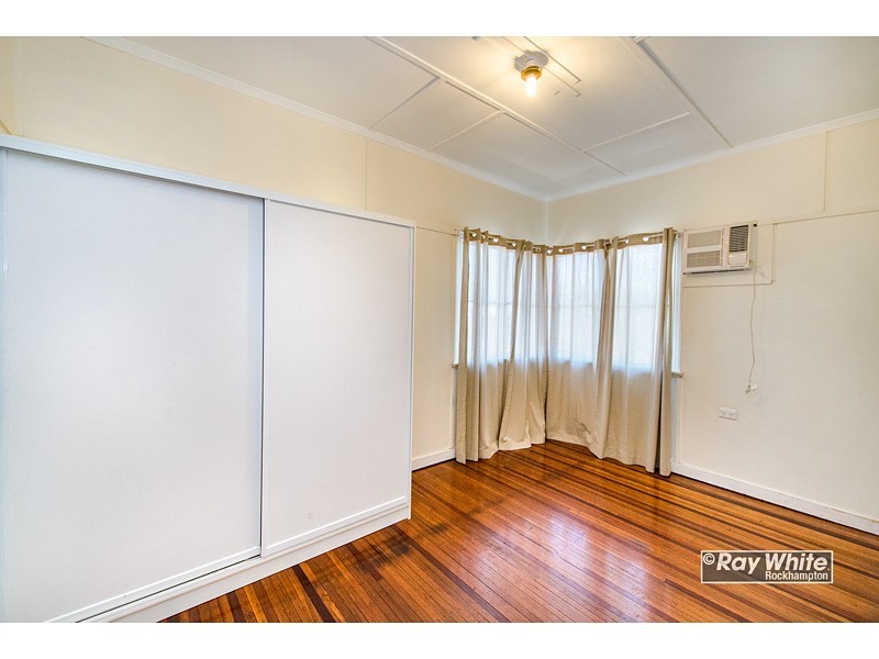 11 Alick Street, Park Avenue QLD 4701