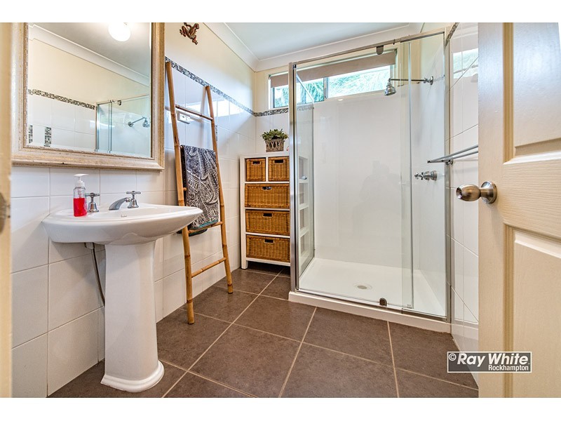435 Rockonia Road, Lakes Creek QLD 4701
