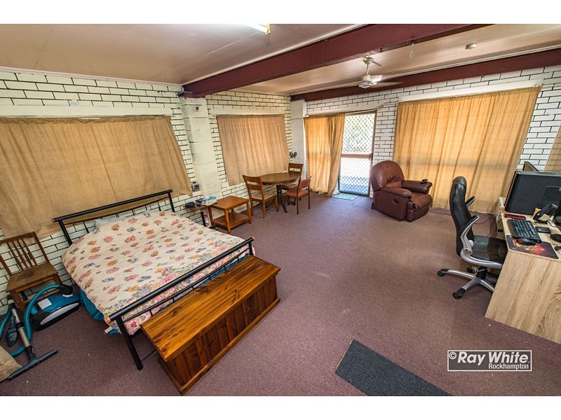 73 Stenlake Avenue, Kawana QLD 4701