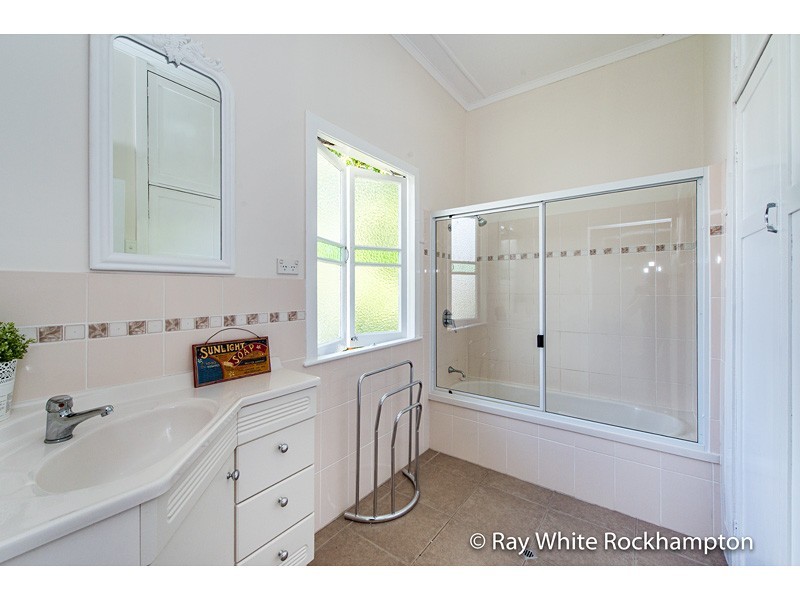 37 Luck Avenue, Wandal QLD 4700