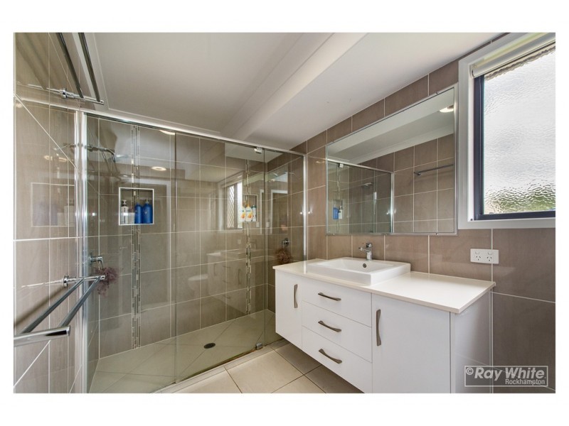 60 Stirling Drive, Rockyview QLD 4701