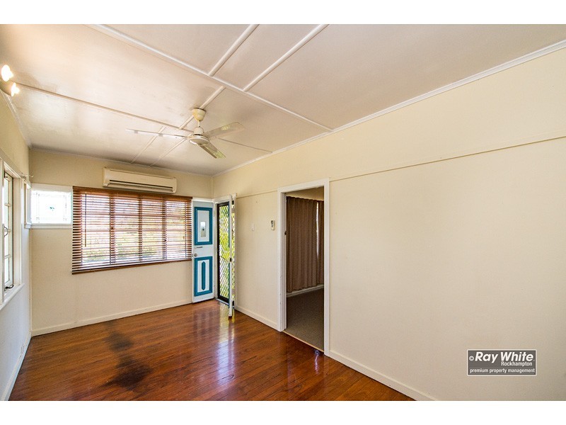 7 Cowap Street, Park Avenue QLD 4701