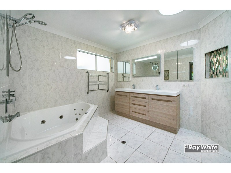 59 Murphy Drive, Glenlee QLD 4711