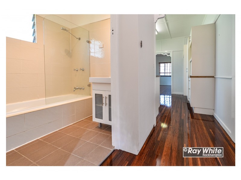 55 Luck Avenue, Wandal QLD 4700