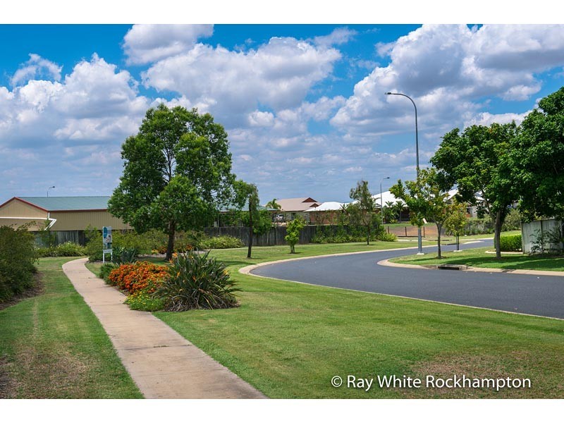 21 (Lot 109) Tomtit Avenue, Parkhurst QLD 4702