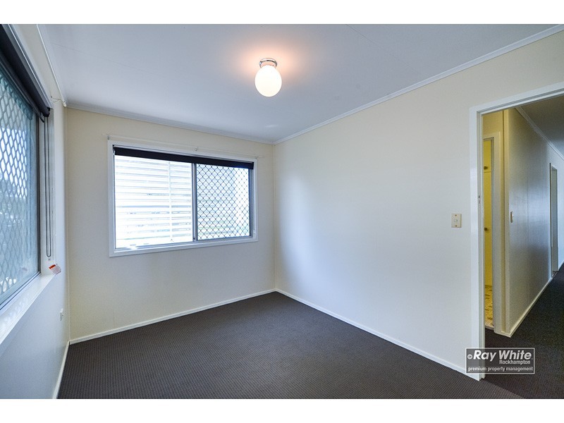 53 Menzies Street, Park Avenue QLD 4701