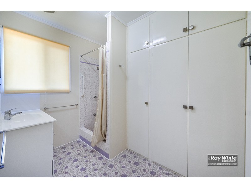 53 Menzies Street, Park Avenue QLD 4701