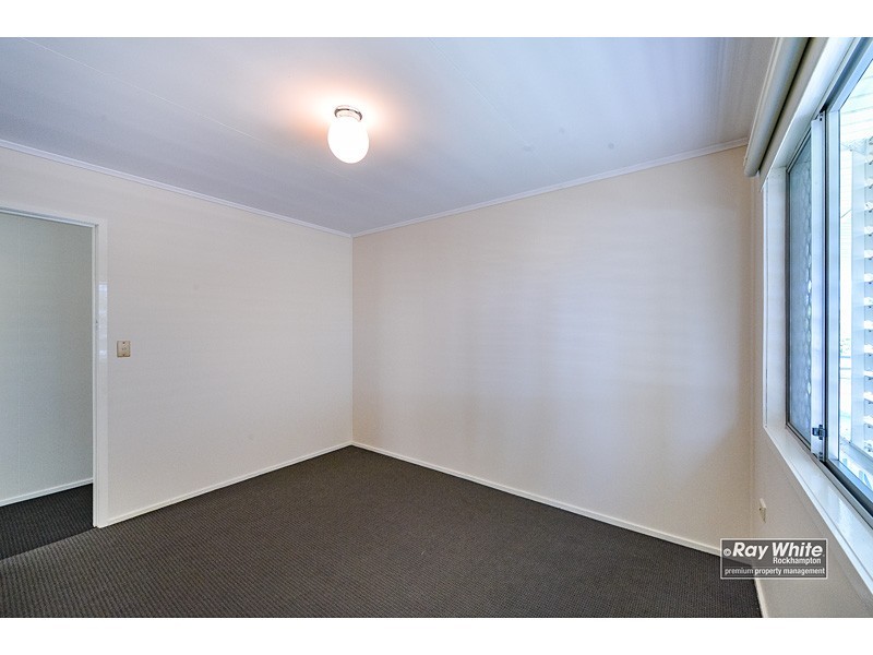 53 Menzies Street, Park Avenue QLD 4701