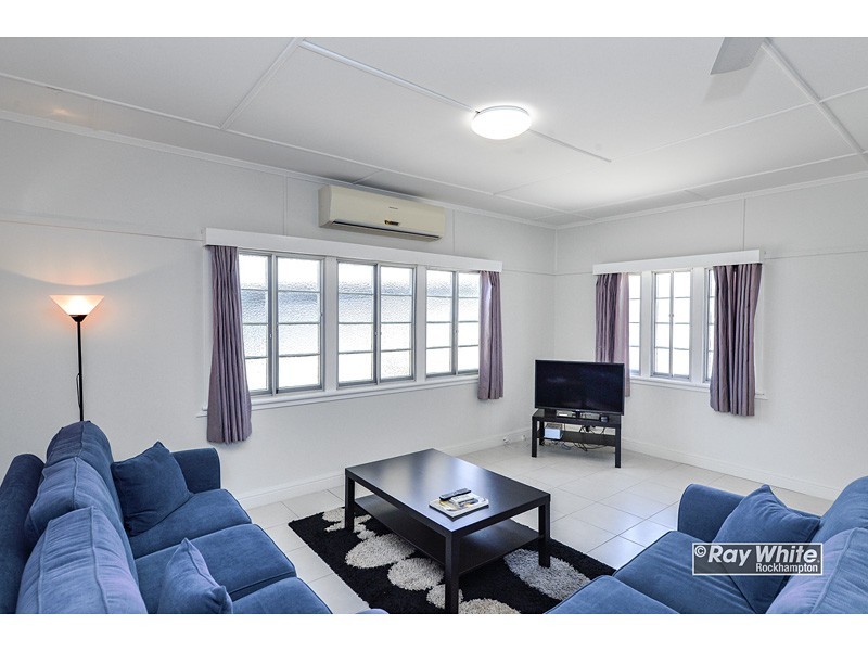 24 Charles Street, Berserker QLD 4701