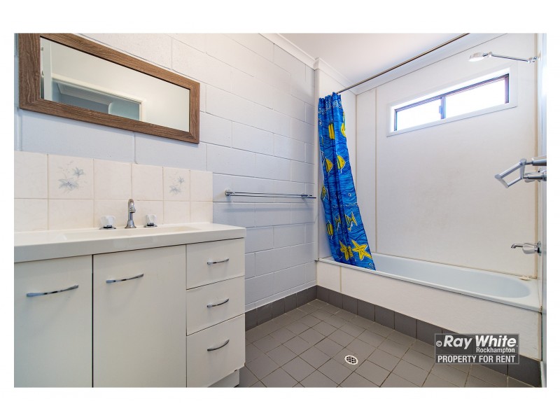 1/48 Locke Street, Kawana QLD 4701