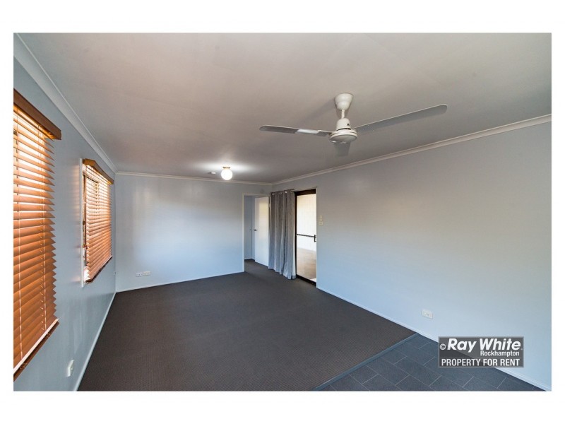 1/48 Locke Street, Kawana QLD 4701