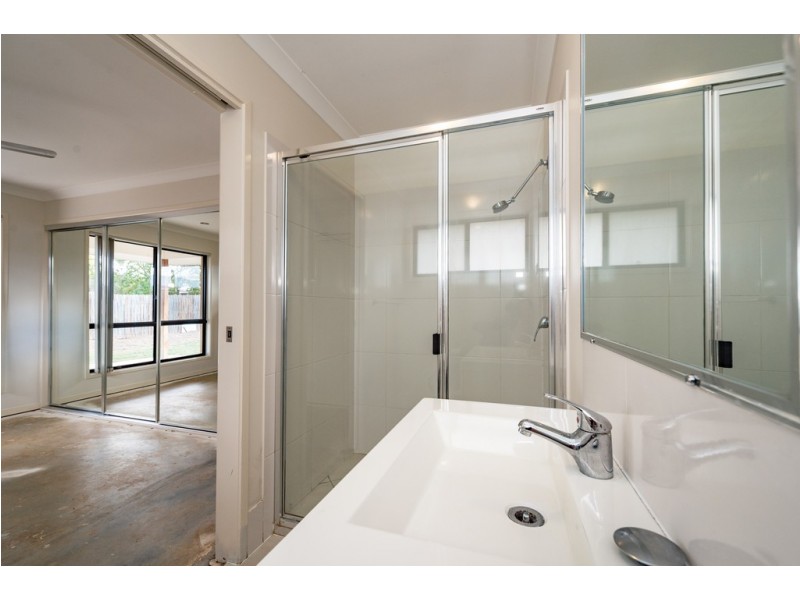 2 Soligo Court, Gracemere QLD 4702