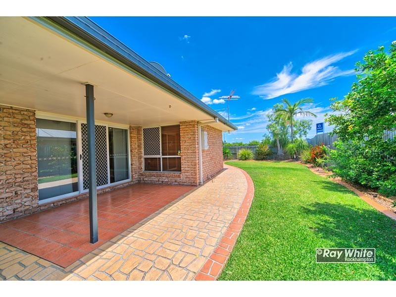 6 Stawell Court, Berserker QLD 4701