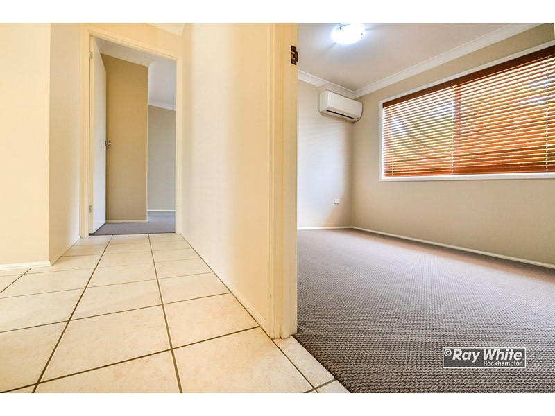 6 Stawell Court, Berserker QLD 4701