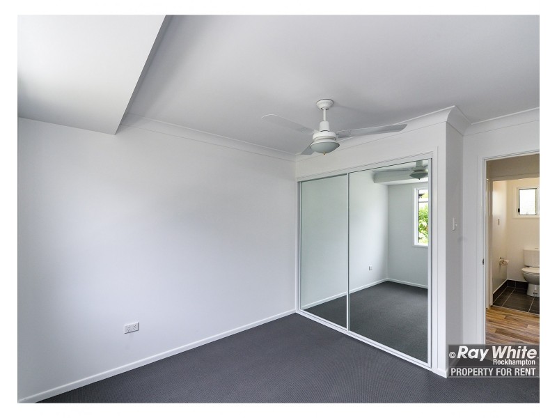 8 Athelstane Terrace, The Range QLD 4700