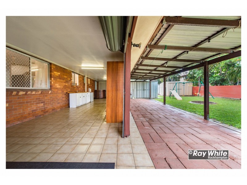 227 Alexandra Street, Kawana QLD 4701