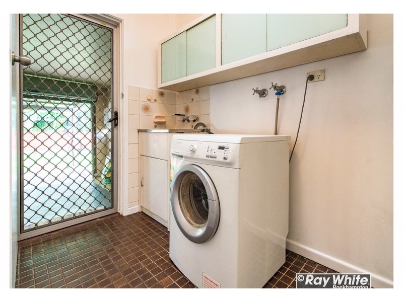 227 Alexandra Street, Kawana QLD 4701
