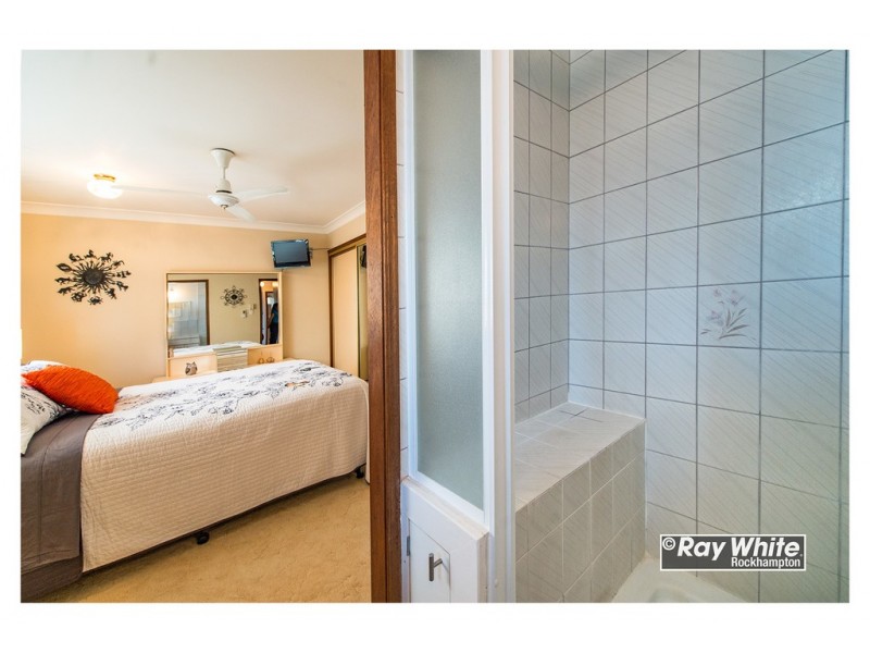 37 Watts Road, Gracemere QLD 4702
