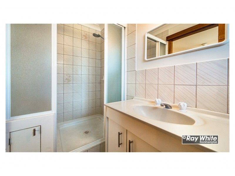 37 Watts Road, Gracemere QLD 4702