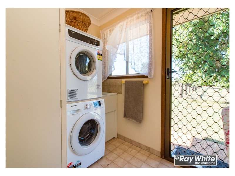 37 Watts Road, Gracemere QLD 4702