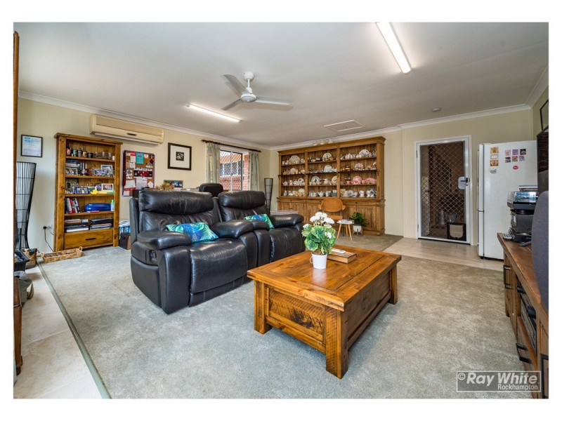 24 Rhys Avenue, The Caves QLD 4702