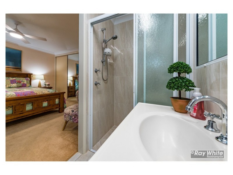 24 Rhys Avenue, The Caves QLD 4702