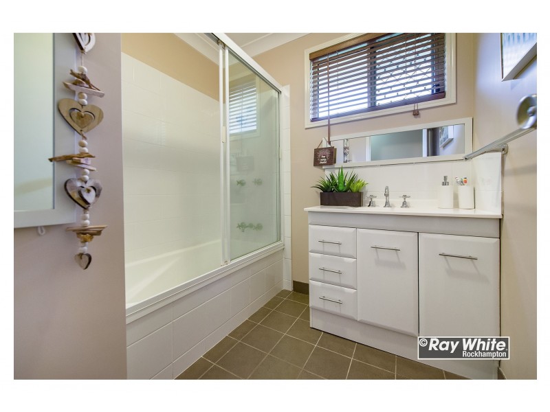 17 Meilland Street, Parkhurst QLD 4702