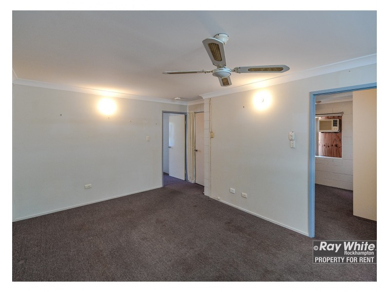 1/71 Medcraf Street, Park Avenue QLD 4701