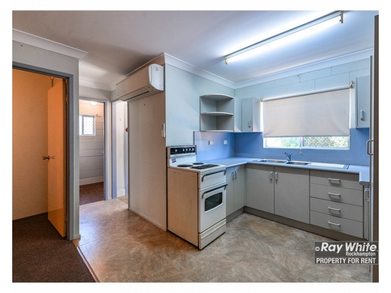 1/71 Medcraf Street, Park Avenue QLD 4701