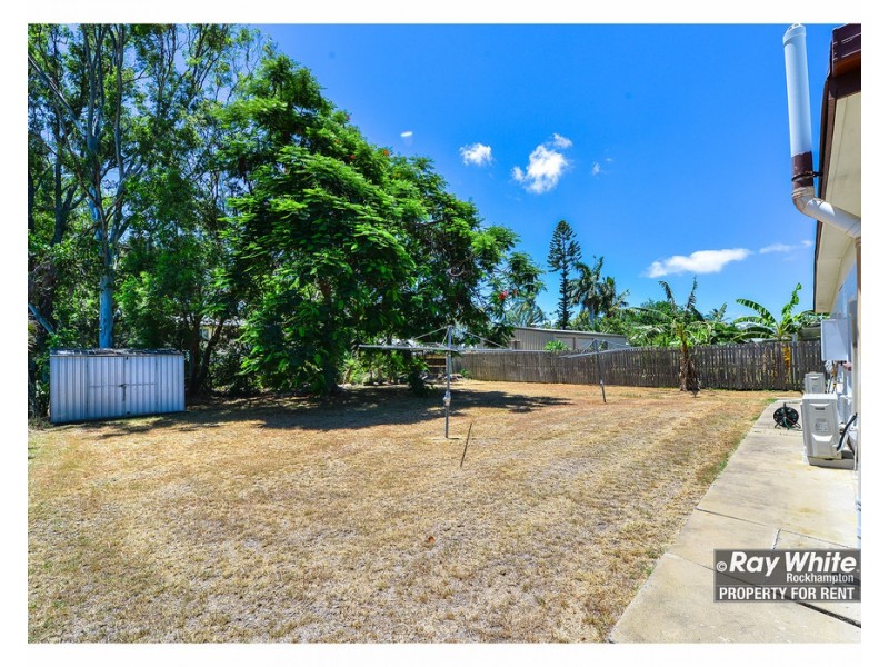 1/71 Medcraf Street, Park Avenue QLD 4701