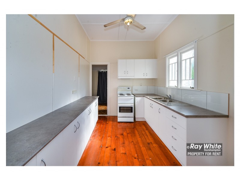 33 Ellis Street, Berserker QLD 4701