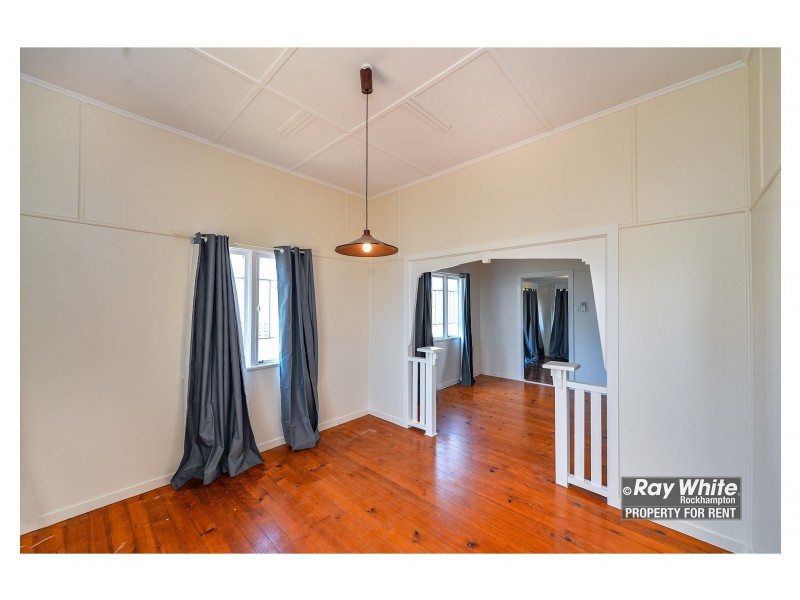 33 Ellis Street, Berserker QLD 4701