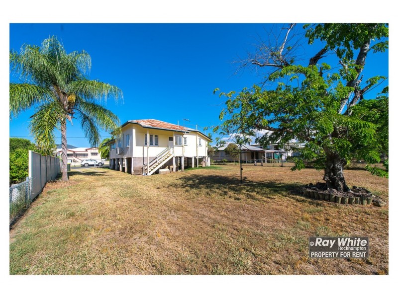 33 Ellis Street, Berserker QLD 4701