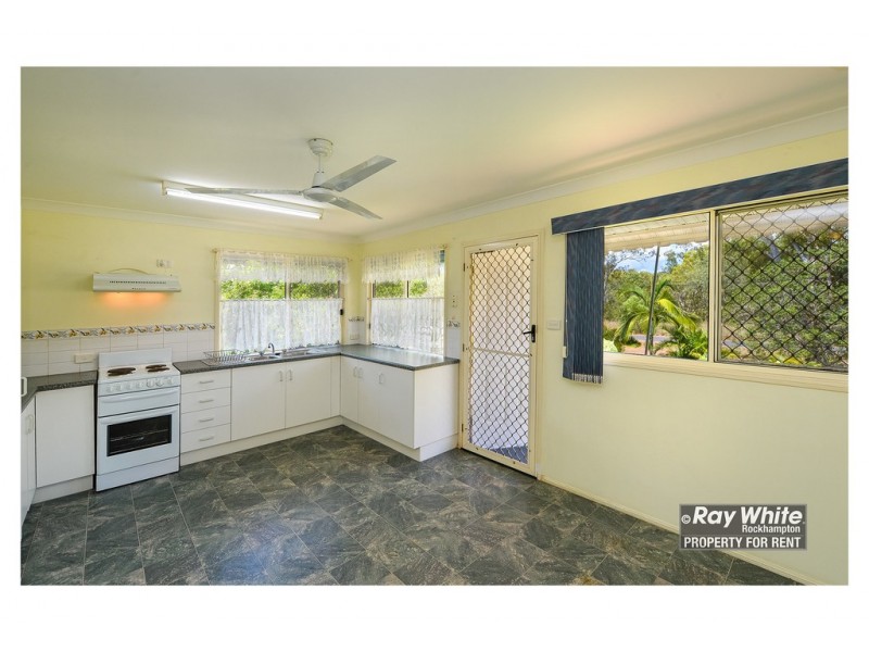 50 Bean Avenue, Parkhurst QLD 4702