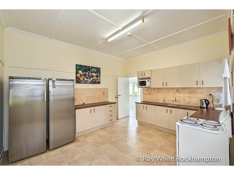 162 Glenmore Road, Park Avenue QLD 4701